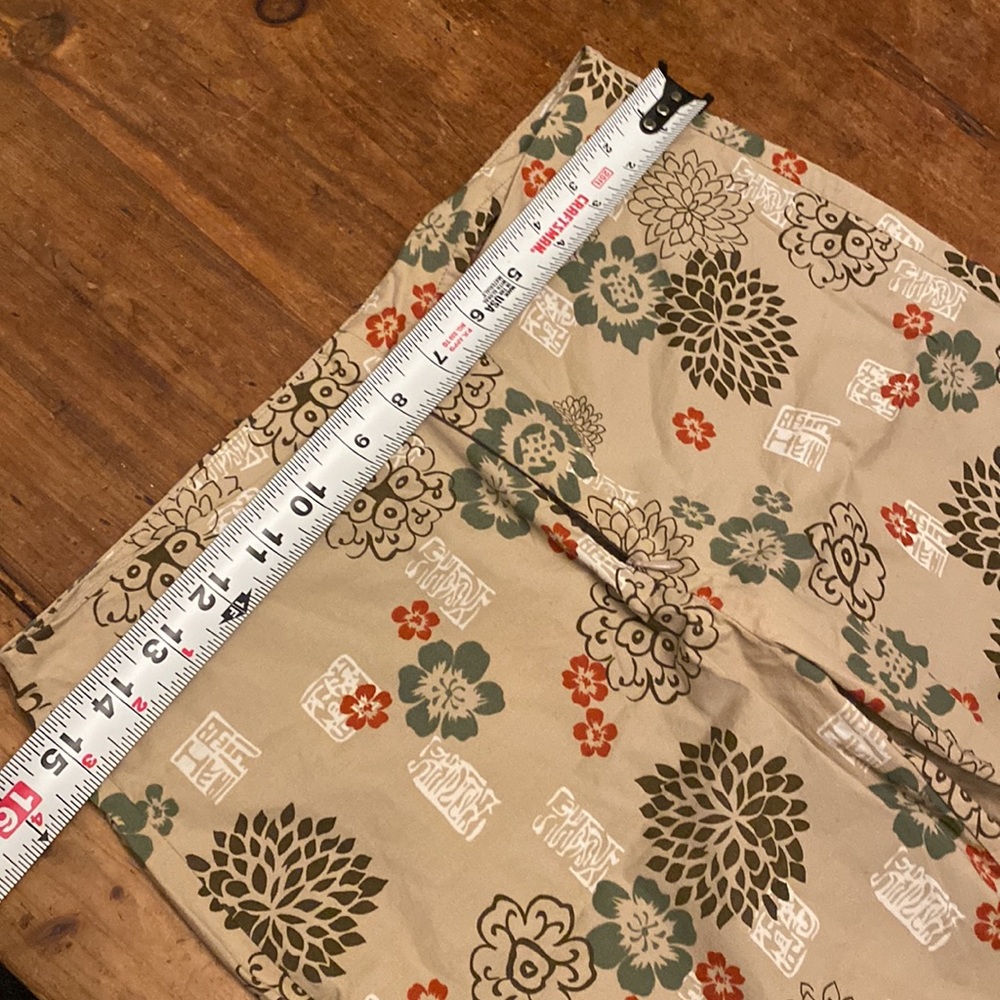 Late 90s early 20s floral capris EUC - Picture 5 of 9